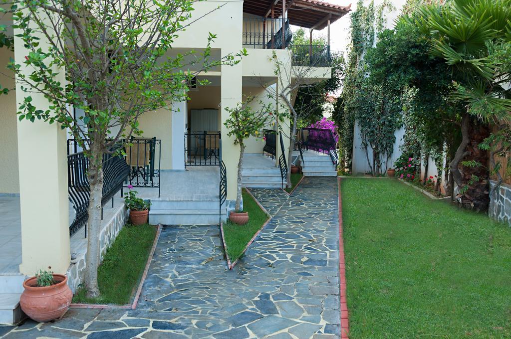 Anesis Apartments Chrani Buitenkant foto